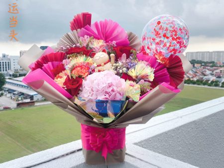 [MEDIUM BOUQUET] 5   Personalised Balloon with Fortune Cat Flower Bouquet and Handmade Fan - 鸿运当头 Cheap